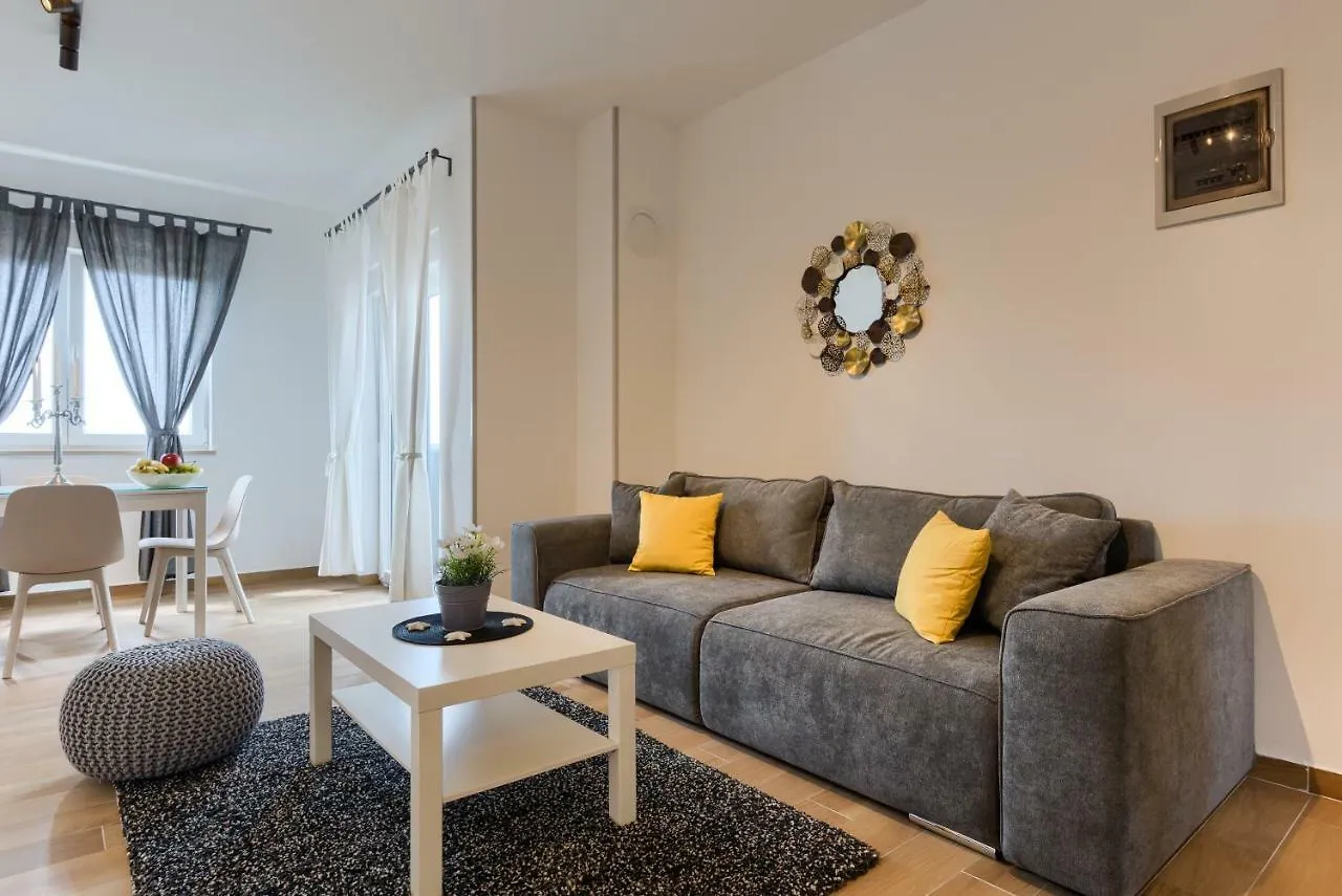 Apartments Dream In Arena 1 Pula Center Free Parking 0*,  Croatie