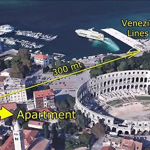 Apartament Arena Design With Free Private Parking And With A Terrace, Pula